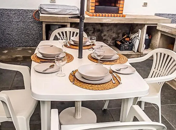 Caleta De Interian Loft Sasy 公寓